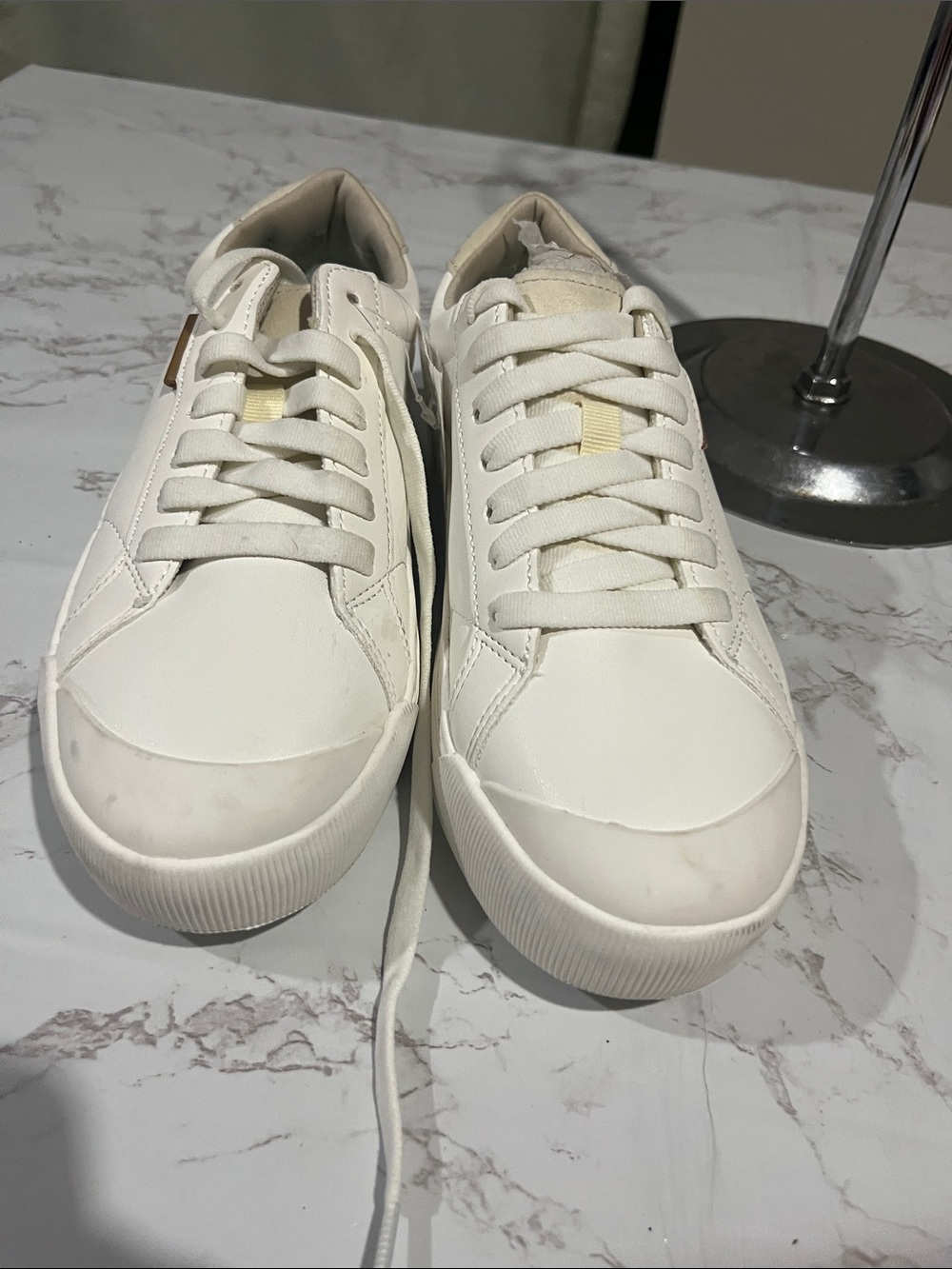 New no box Dr Scholls Classic White Low-Top Sneakers 6 m